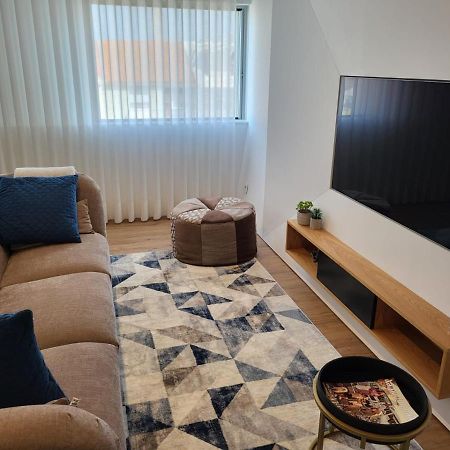 Apartamento Cinema Para Ferias Em Эшпозенди Экстерьер фото